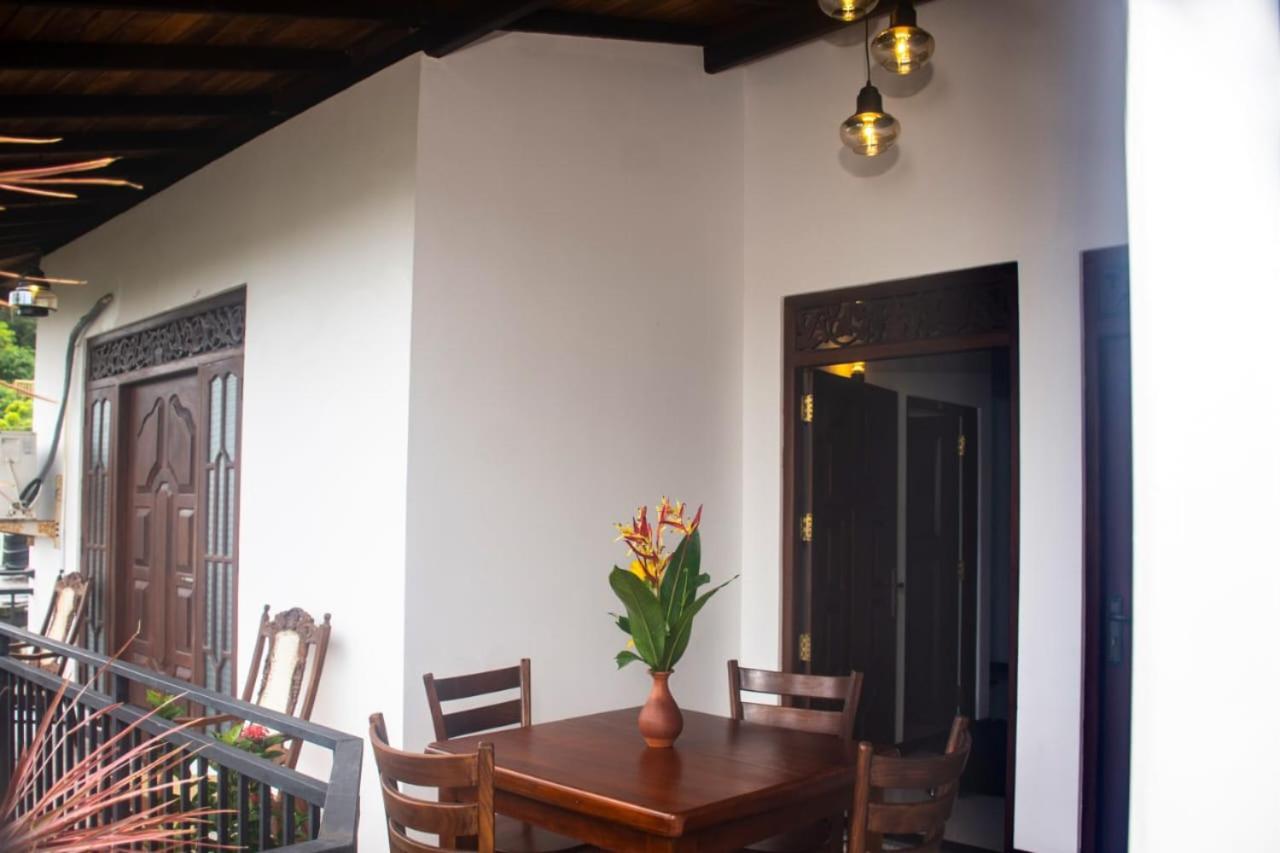 Winsi Villa Unawatuna Buitenkant foto