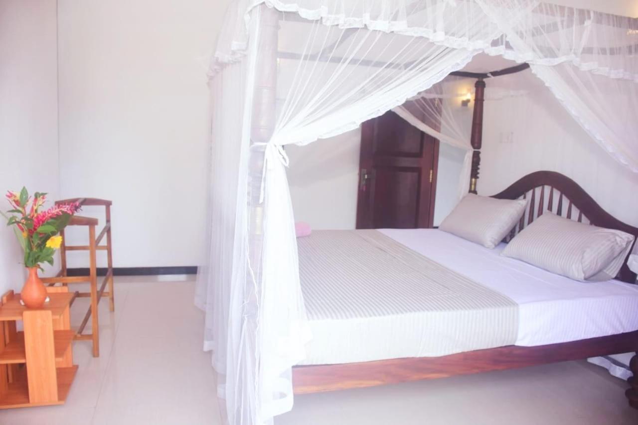 Winsi Villa Unawatuna Buitenkant foto